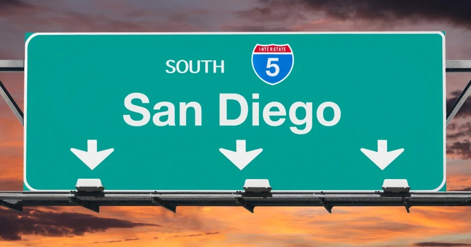 Esensial San Diego. Panduan Perjalanan untuk Tempat Wisata, Makanan & Petualangan